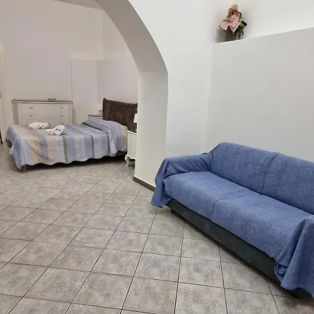 Mandralisca Holidays Apartment *